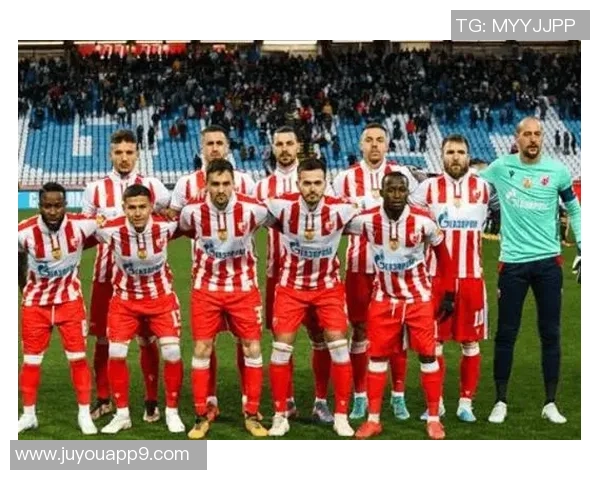 地拉那游击与贝尔格莱德红星的激烈对决与足球魅力的碰撞