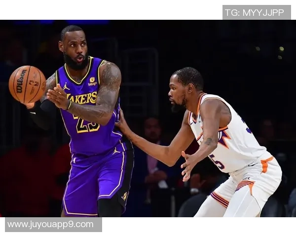 9月5日湖人与火箭的精彩对决在线直播全程回顾与分析 9月5日湖人与火箭的精彩对决在线直播全程回顾与分析